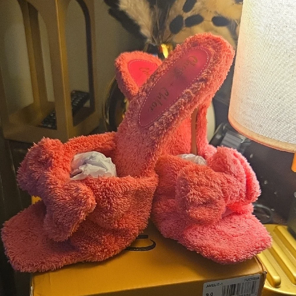 Fuzzy Pink Bow Heels - Picture 3 of 5